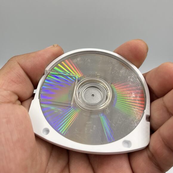 Final Fantasy VII Crisis Core Playstation Portable PSP UMD Disc Only Tested - Picture 4 of 5